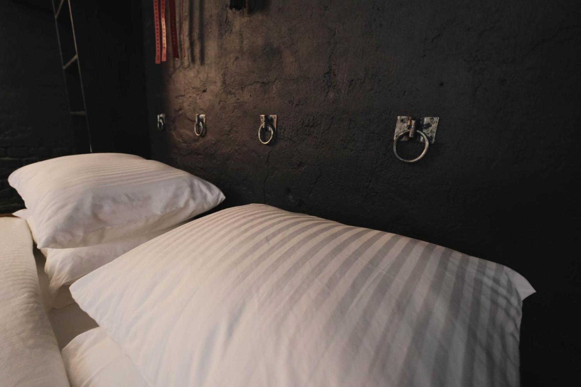Kinky In Apartamento *
